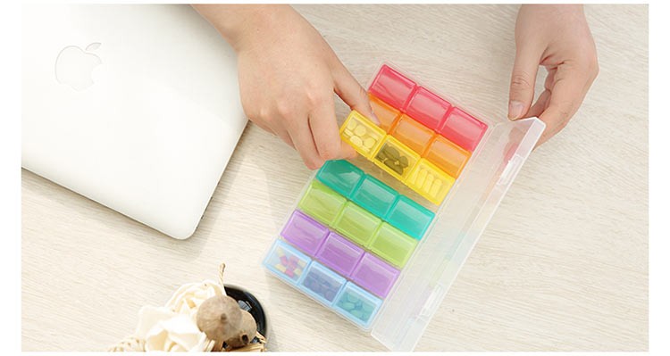 Portable one-week dispensing medicine box, portable storage, dispensing mini box detail image 12