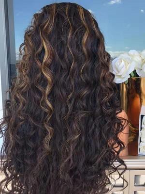 New best-selling black highlight dyed wig for women, mid-parted long curly hair, synthetic fiber high-temperature silk wig Specification image