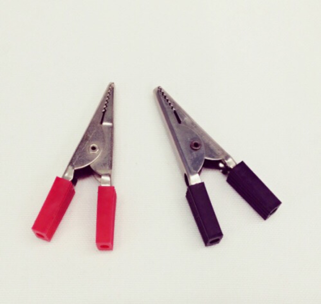 Alligator clip, battery clip, fish clip thumbnail