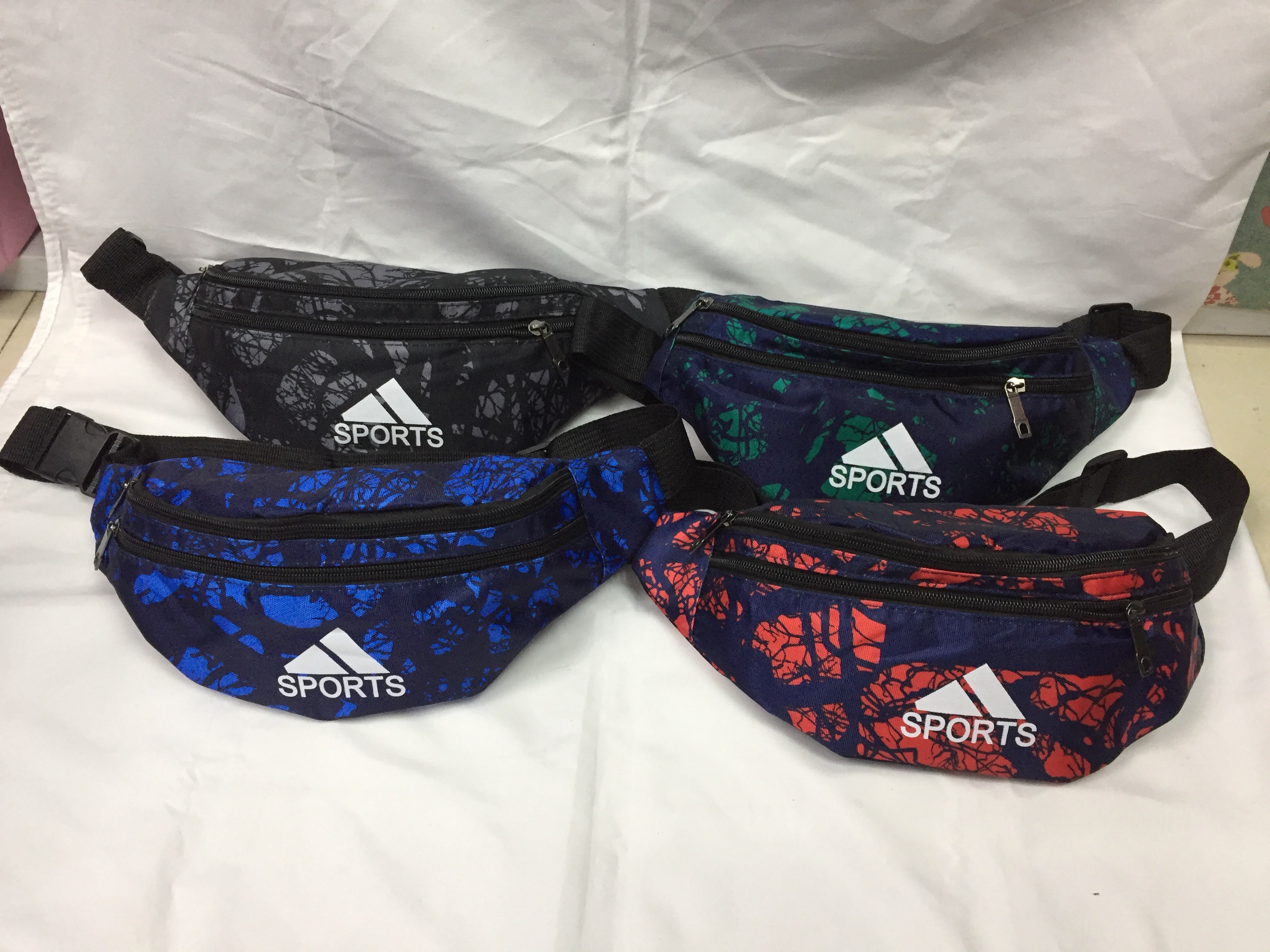 Camouflage waist bag details Picture
