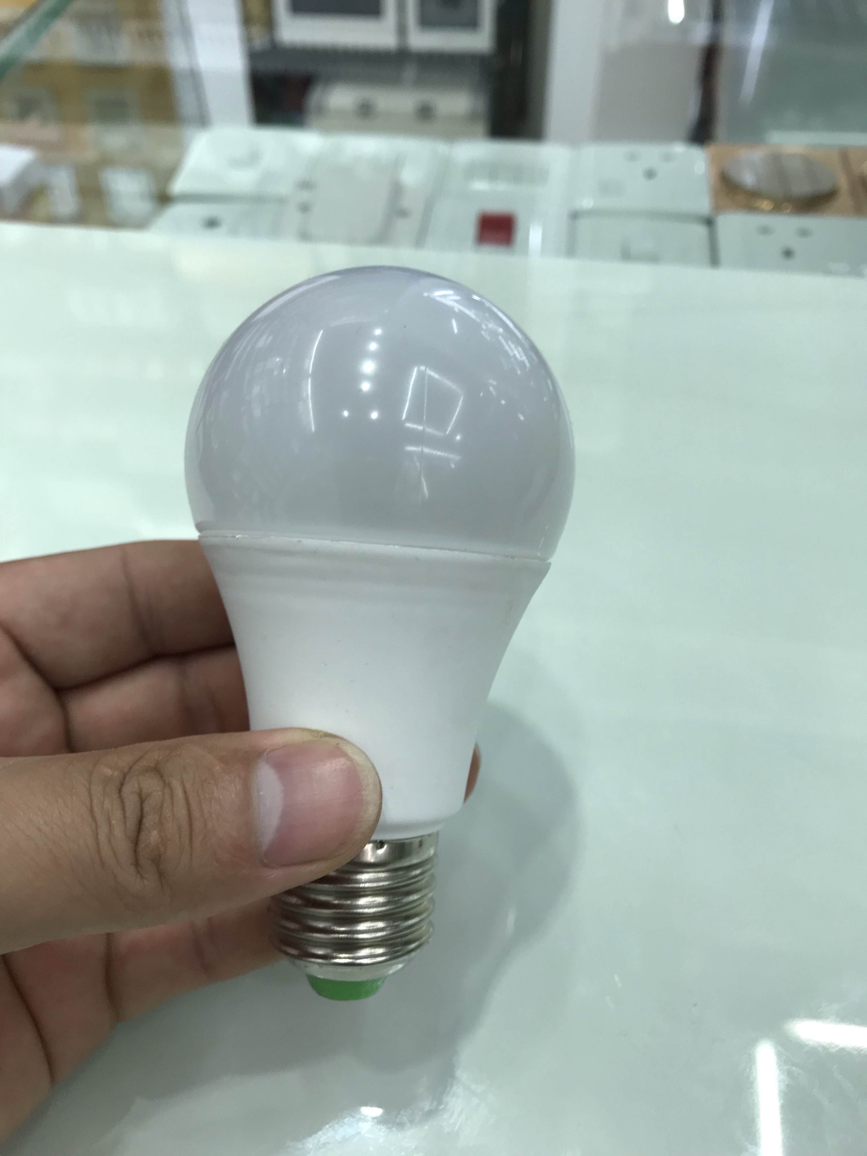 灯泡 球泡 LED灯 LED球泡细节图