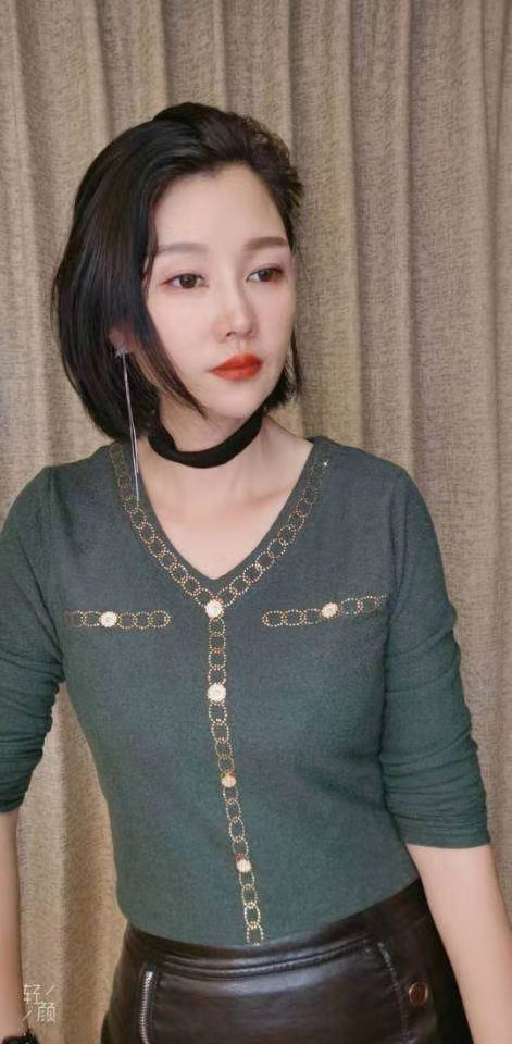 打底衫女V领细节图