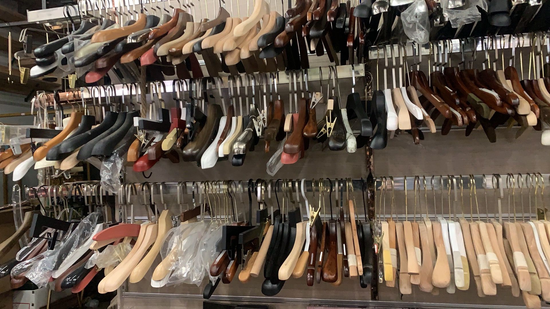 Fat Model Clothes Hanger, Store 1, 2nd Floor describe pic - 2