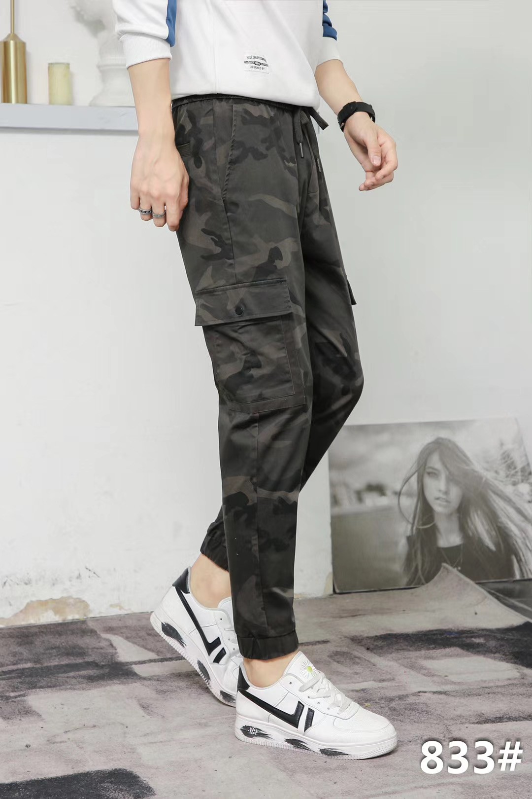 New autumn and winter thick multi-pocket pants, camouflage workwear men's pants, loose, large-sized business straight-leg, outdoor casual detail image 3