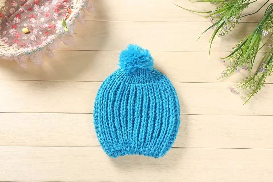 Classic Winter Ladies Candy Monochrome Big Ball Ball Handmade Knitted Hat Warm Hat Elastic Big Couple Hat undefined