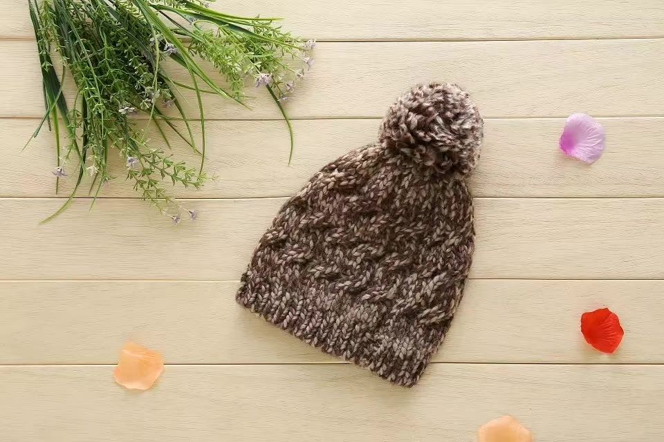 South Korea Mixed Color Woolen Hat With Wool Thickened Warm Autumn And Winter Hat Women's Winter Korean Version Of Tide Hat All Knitted Hat Application Scenario
