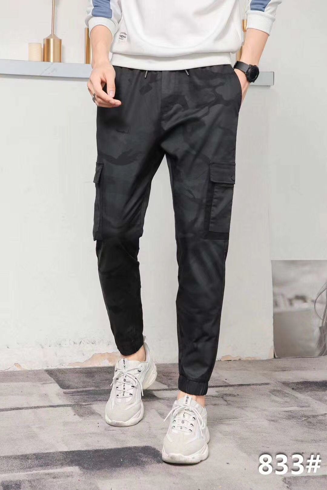 New autumn and winter thick multi-pocket pants, camouflage workwear men's pants, loose, large-sized business straight-leg, outdoor casual Application Scenario