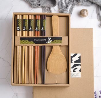 Hot sale promotion Five wooden chopsticks Five pairs of chopsticks into wooden spoon wooden chopsticks gift box set
