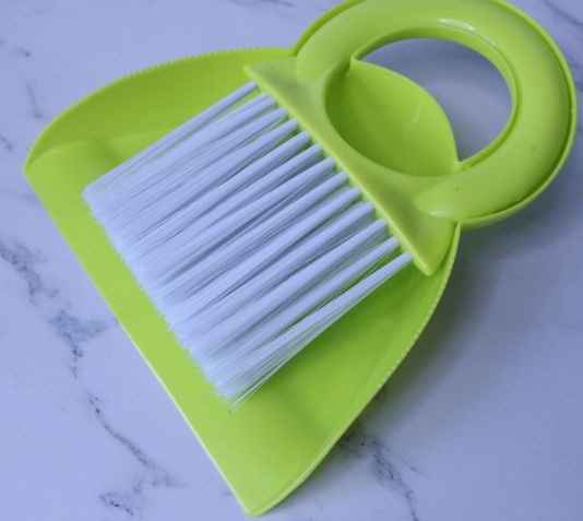 Desktop cleaning tools Plastic cleaning brush with dustpan Computer brush keyboard dustpan set