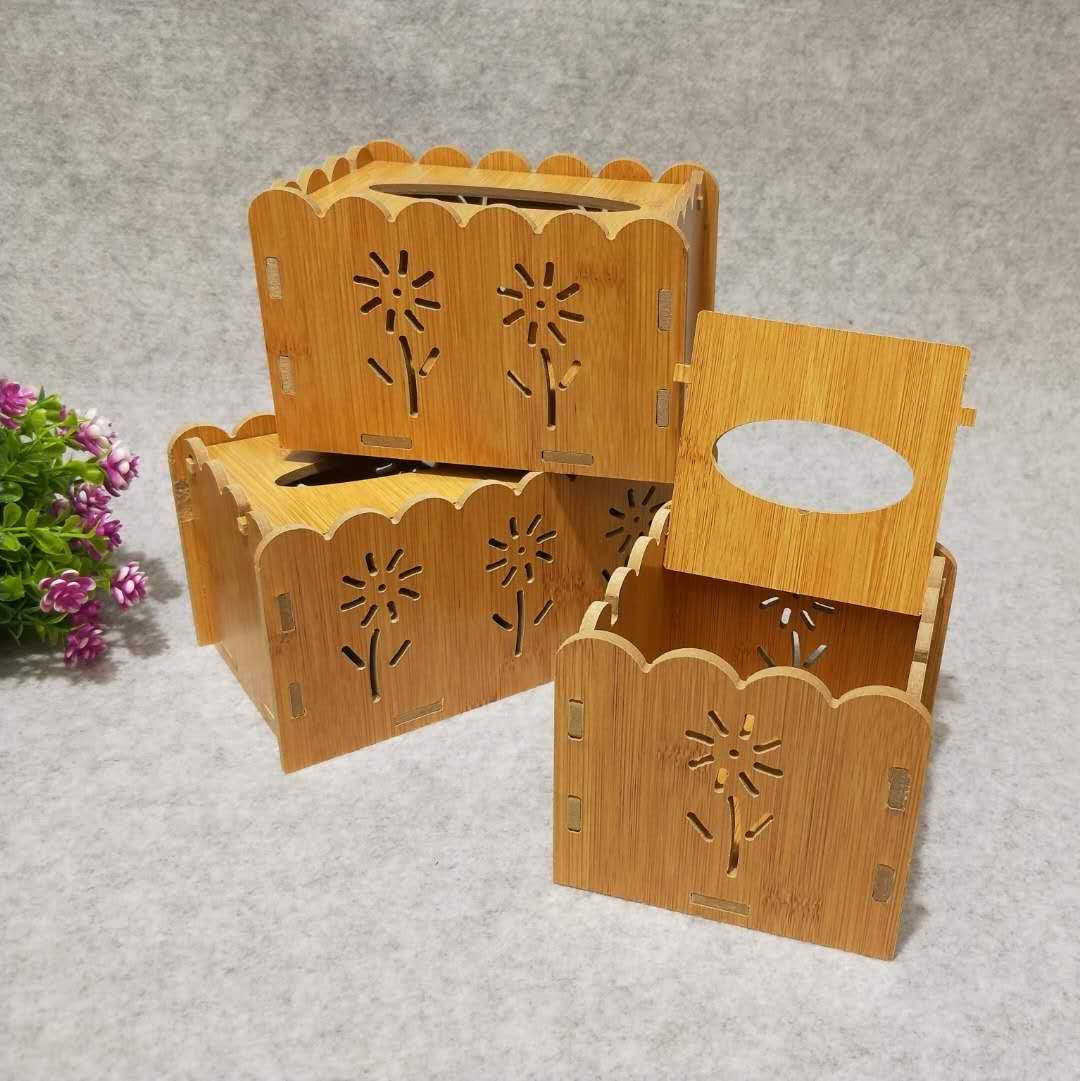 Bamboo and wood Smiling Daisy tissue box, flip-top tissue box