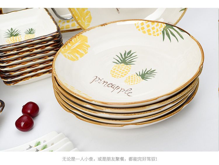 Ceramic dish steamed fish dish simple square dish household creative bone dish dip dish size spoon Application Scenario