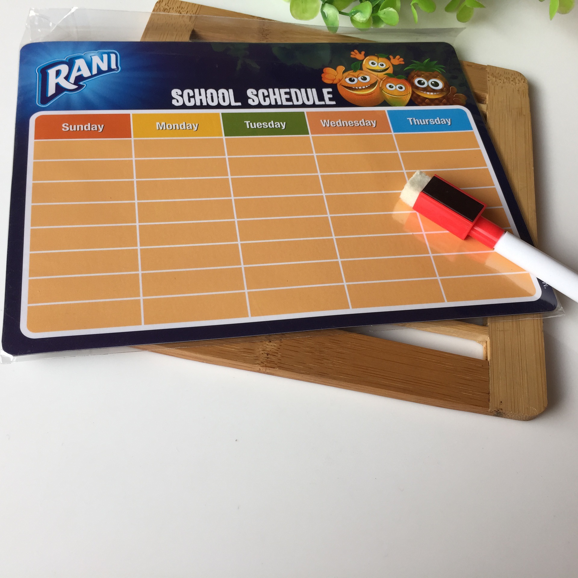 磁性留言板 磁性冰箱贴 可擦留言板 可擦涂鸦板 可擦白板 磁性白板白底实物图