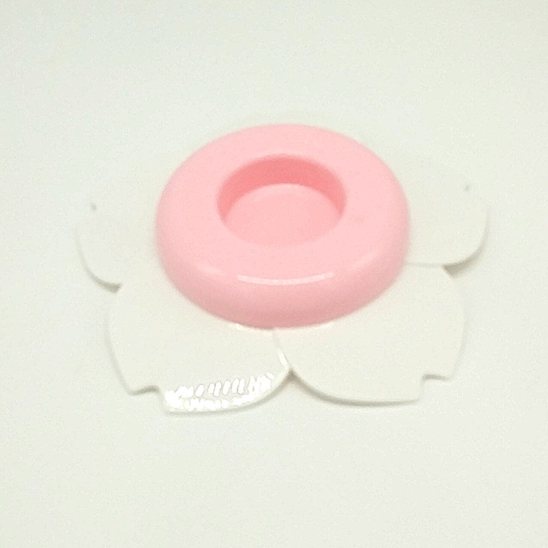 Bagged soap box with cute cherry blossom shape and colorful plastic soap box Application Scenario