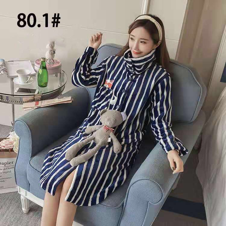 300g, flannel striped open-button nightdress. The collar can also QQ child, is dual-use collar, can be worn when the high collar. thumbnail