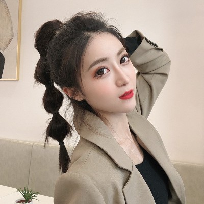 A scratch-and-pull style red lantern bubble braid wig for women, short red natural high ponytail braid, realistic wig tail detail image 4
