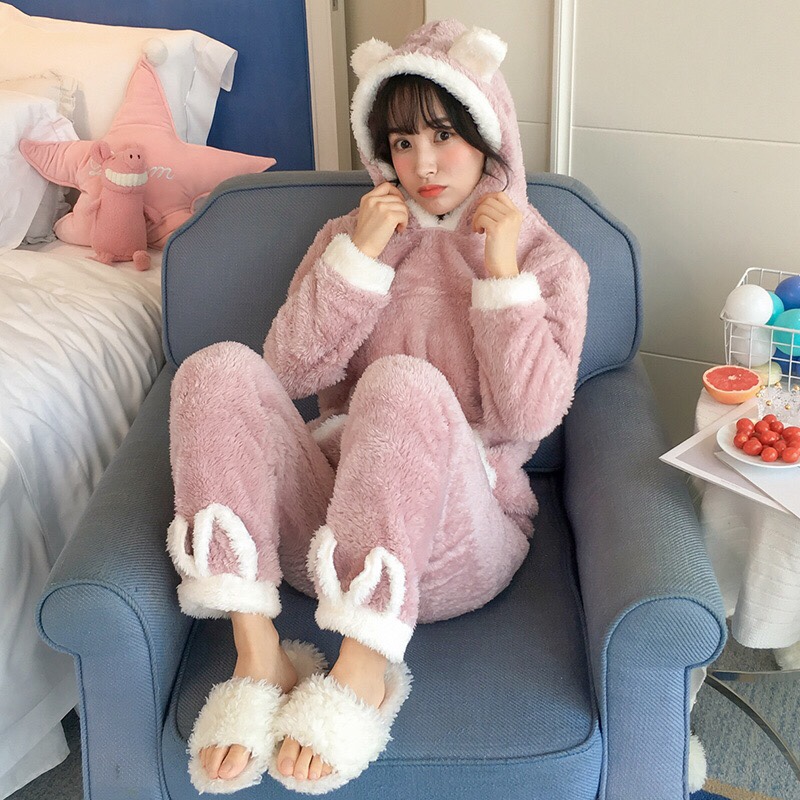 Long-haired coral fleece pajamas for women, thick and warm flannel home wear set for spring, autumn and winter, worn outside the ears undefined