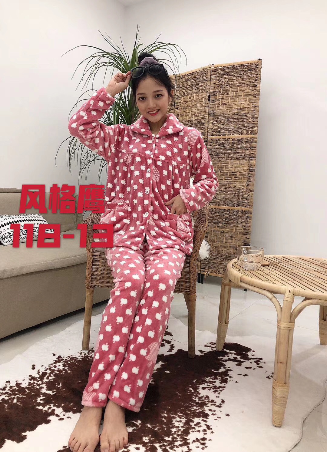 New autumn and winter women's fashion loose long-sleeved suit cardigan thickened fleece home pajamas detail image 2