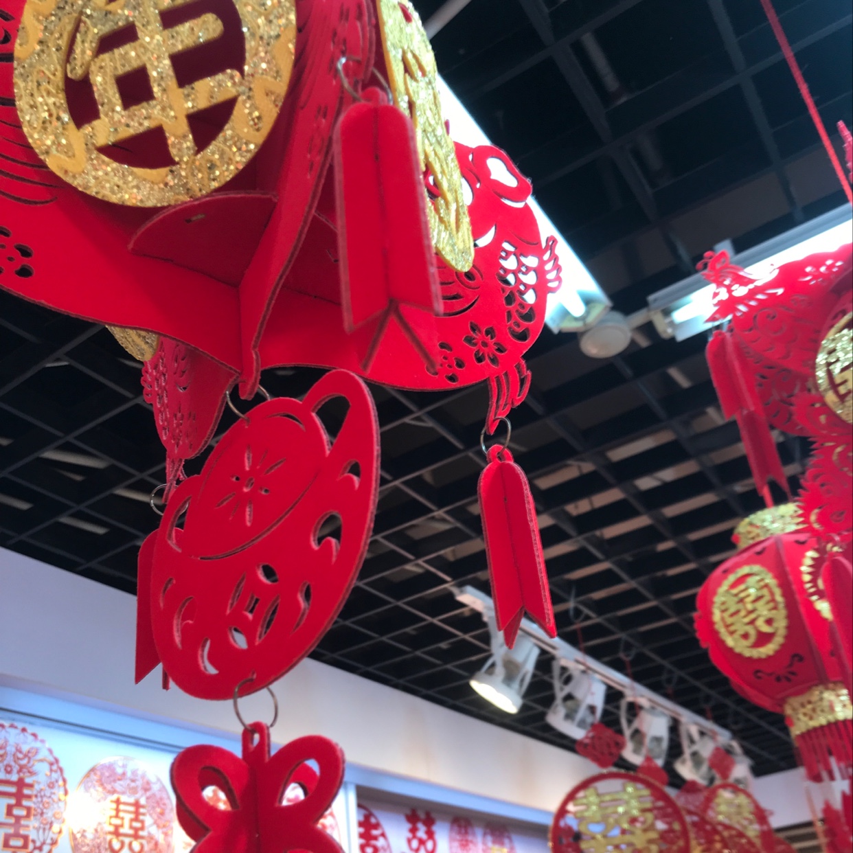 Spring Festival supplies, housewarming supplies, velvet felt, non-woven fabric, "Fu" character, lantern fish details Picture