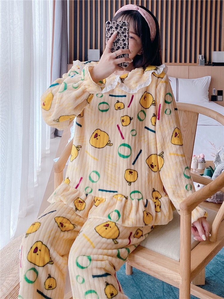 Coral fleece pajamas for women in autumn and winter, long-sleeved thin flannel letter duck home wear set, sweet and cute for students undefined