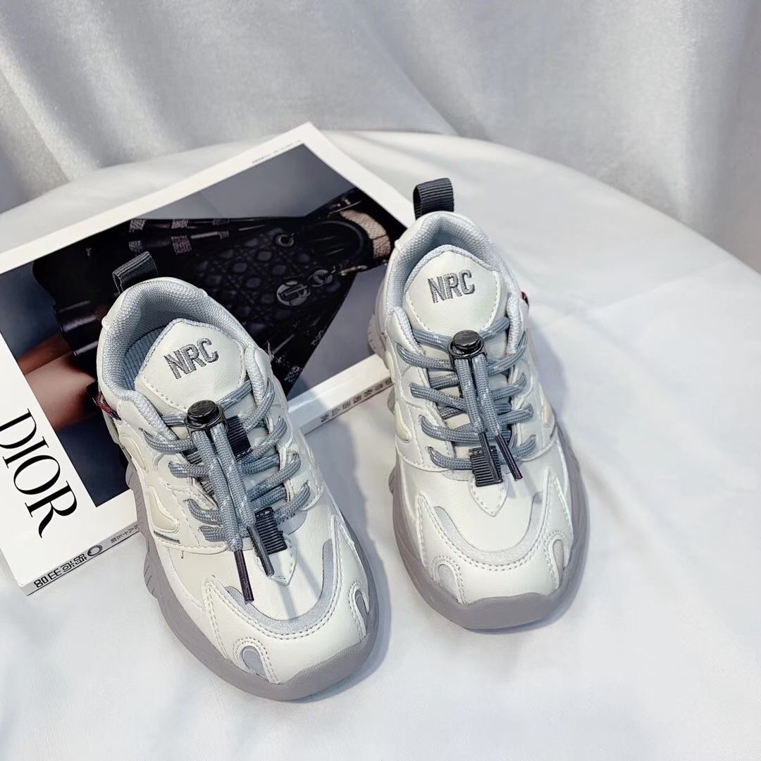 Leather papa shoes 3-12 years old boys and girls casual running shoes soft soles non-slip one foot pedal details Picture
