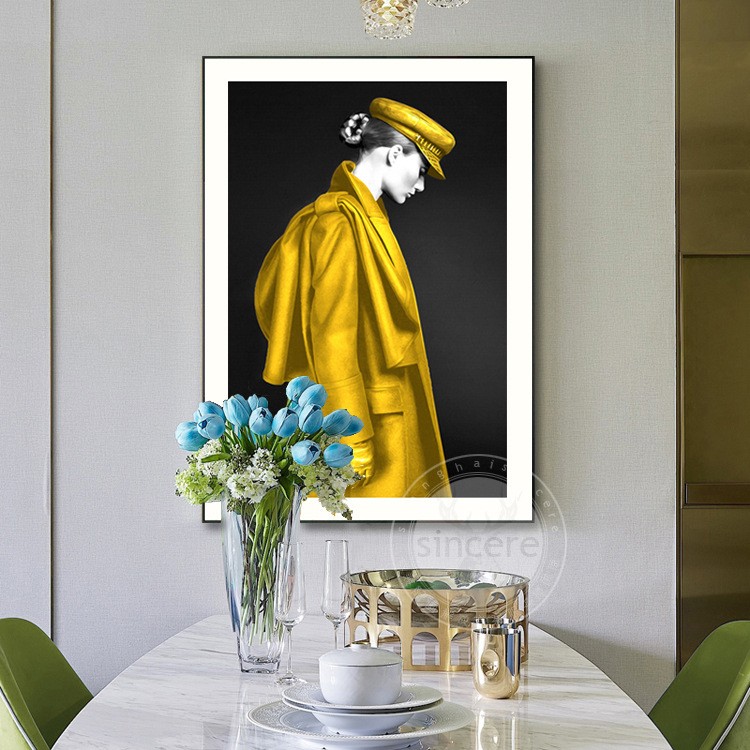 Women's light luxury living room wall paintings, modern and simple figure decorative paintings, model room, club, large-sized entrance mural detail image 2
