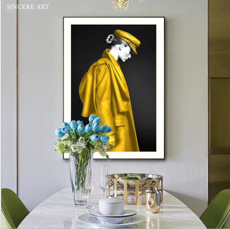 Women's light luxury living room wall paintings, modern and simple figure decorative paintings, model room, club, large-sized entrance mural details Picture