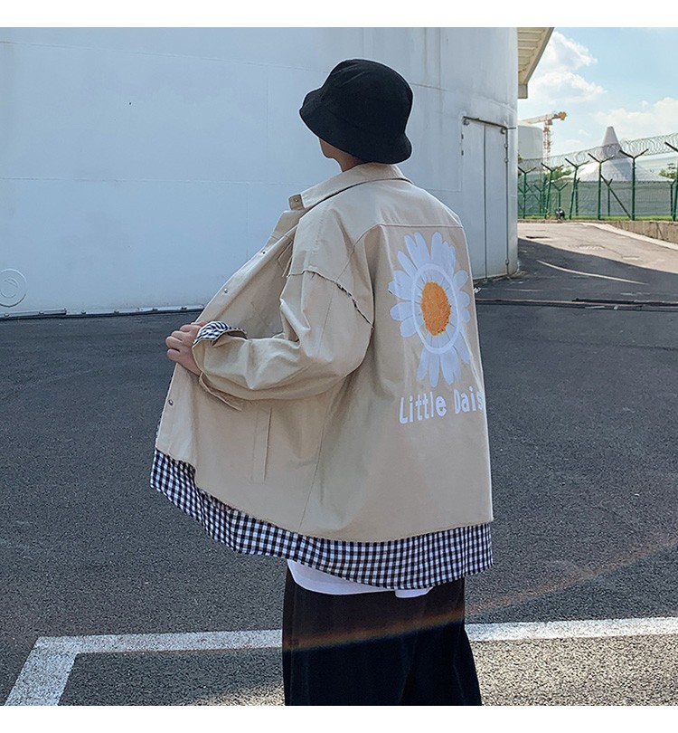 Hong Kong-style autumn checkered jacket, trendy men's lapel casual chrysanthemum print jacket outdoor scene detail image 8