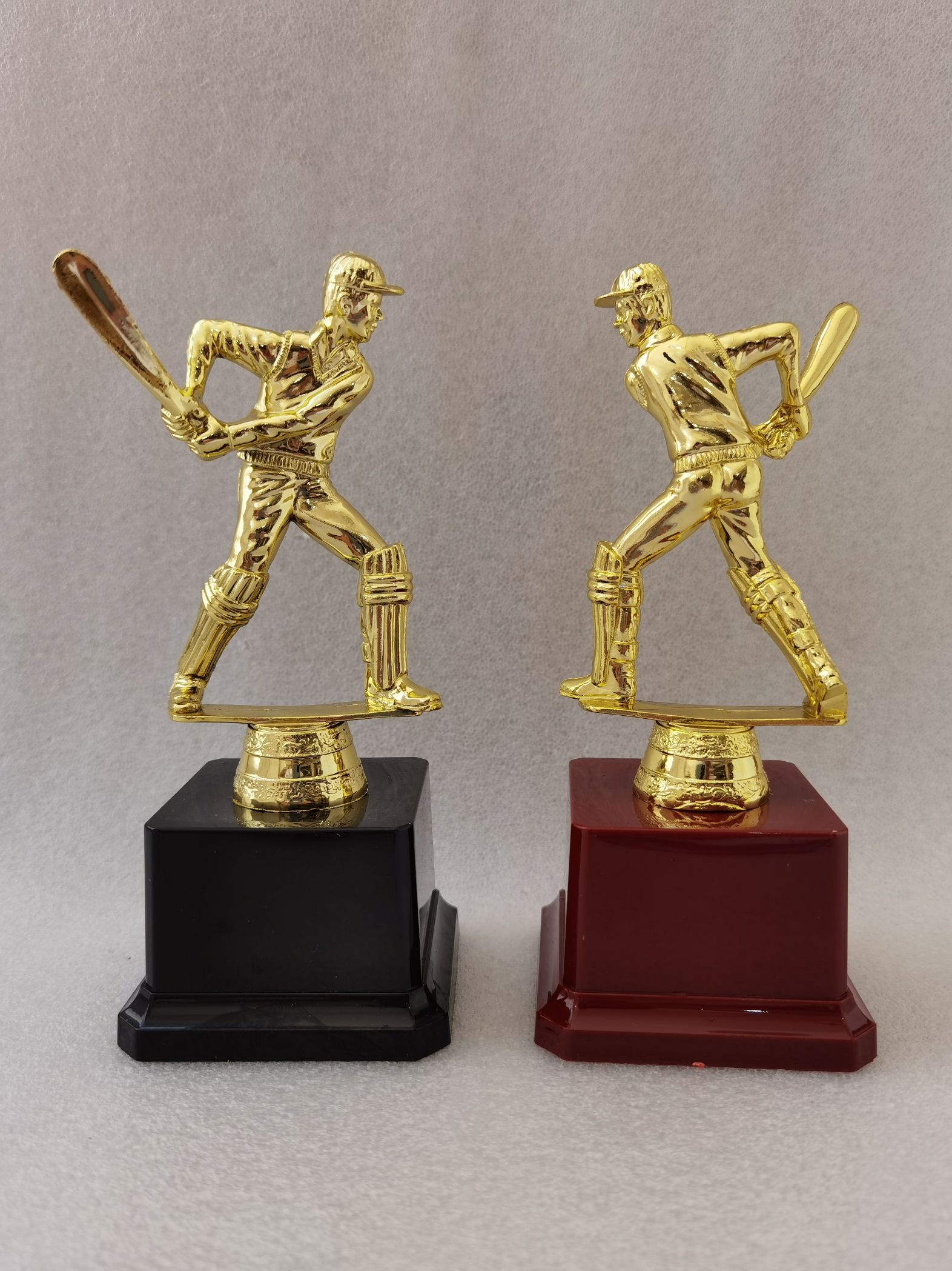 YG-1011C 板球奖杯 板球公仔 人像图