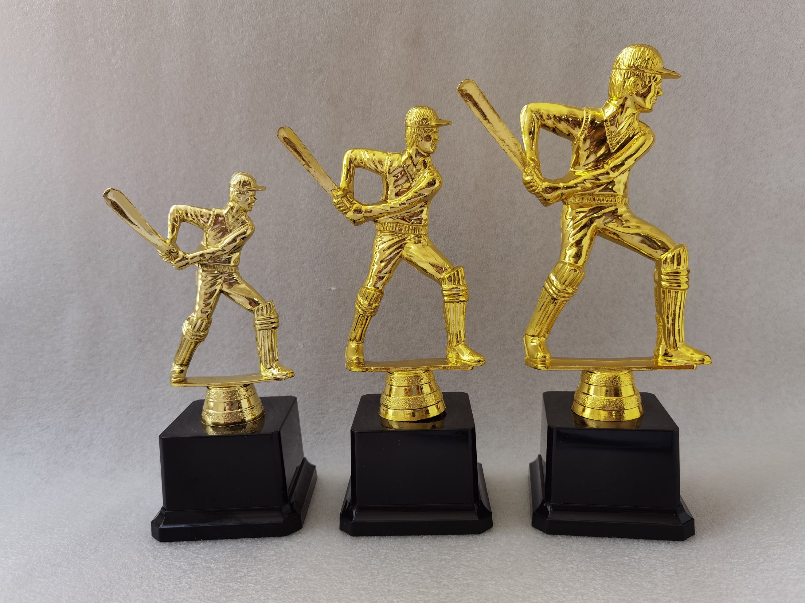 YG-1011A Cricket trophy Cricket figurine with base thumbnail
