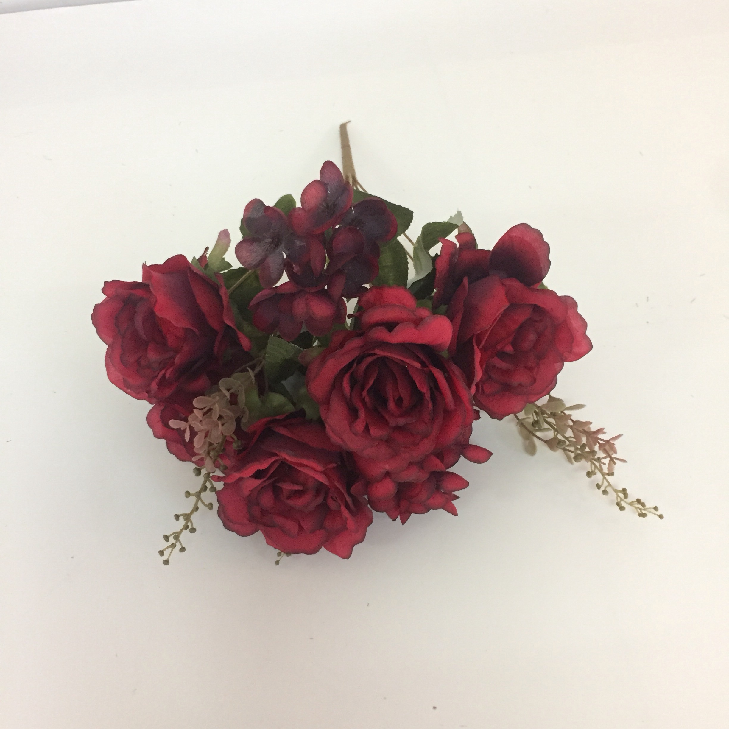 Put A Bunch Of Autumn Color French Rose Artificial Flowers False Flowers Silk Flowers European Flowers On The Porch details Picture