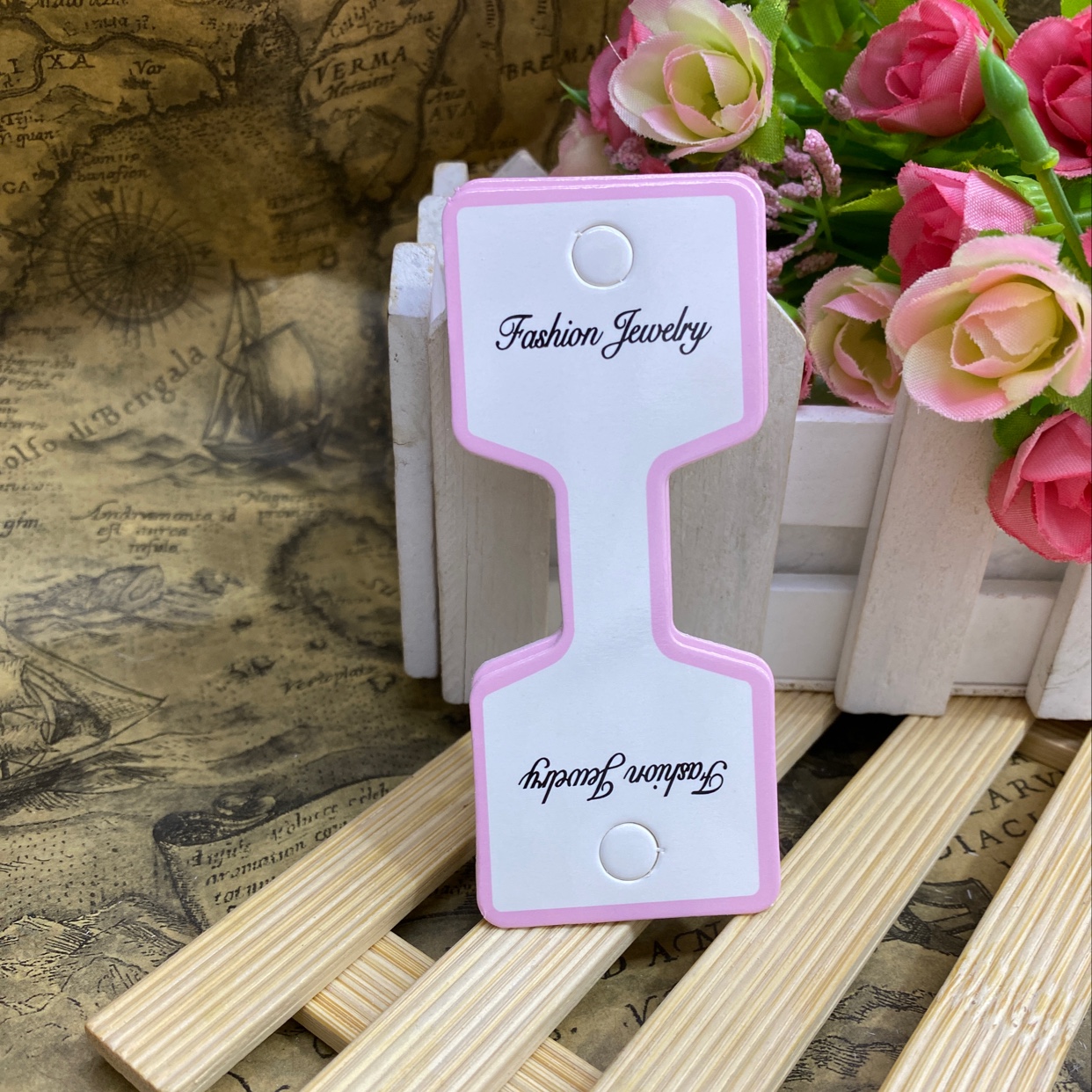 White card coated powder rubber band suspension card thumbnail