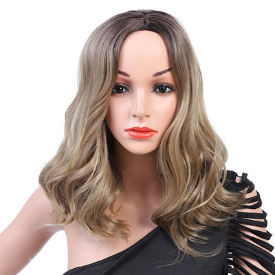 A new type of wig with a popular European and American style, featuring a gradient and short curly hair wig details Picture