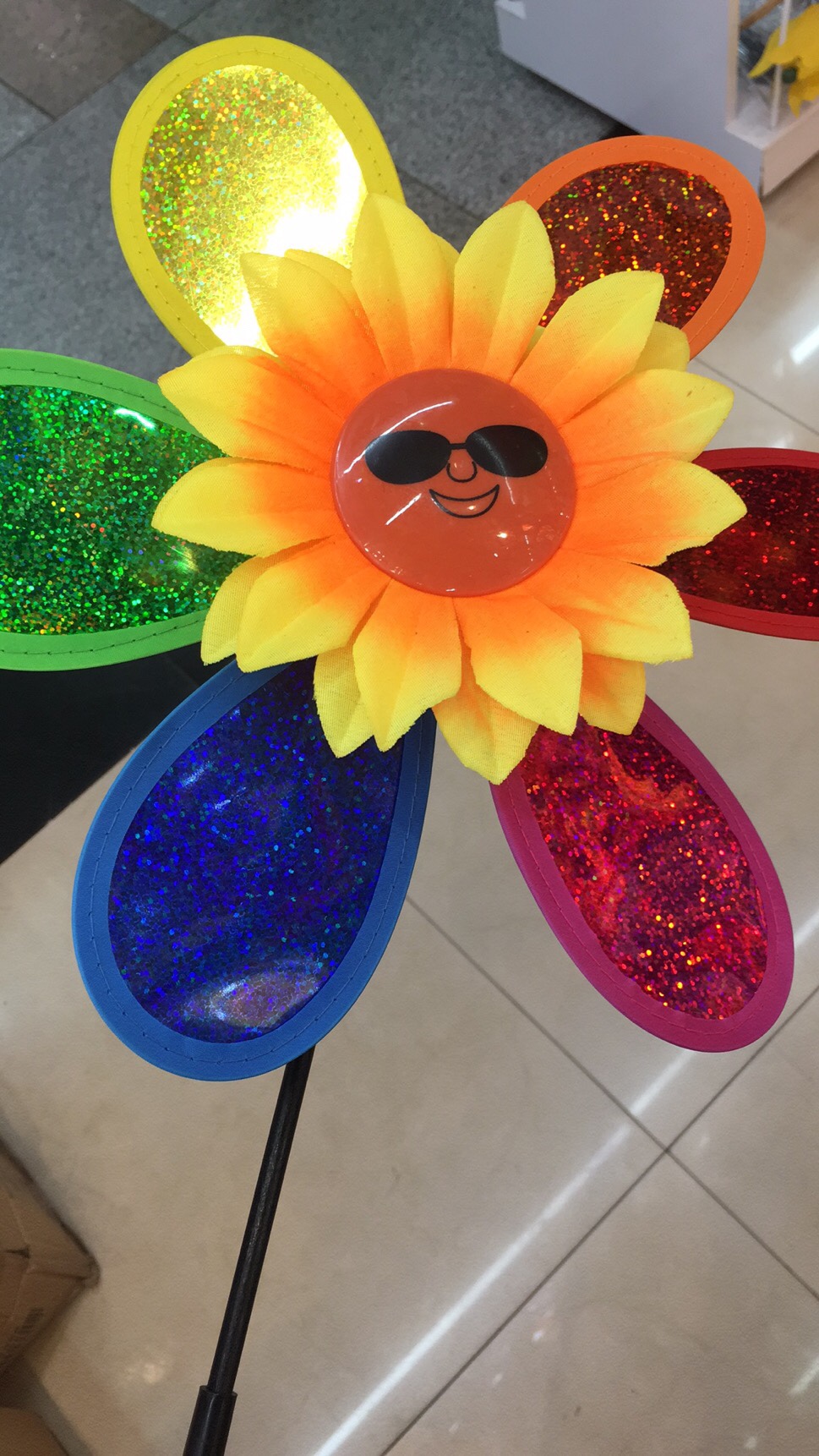 儿童玩具风车塑料风车园林长廊装饰品手持风车地摊货源产品图