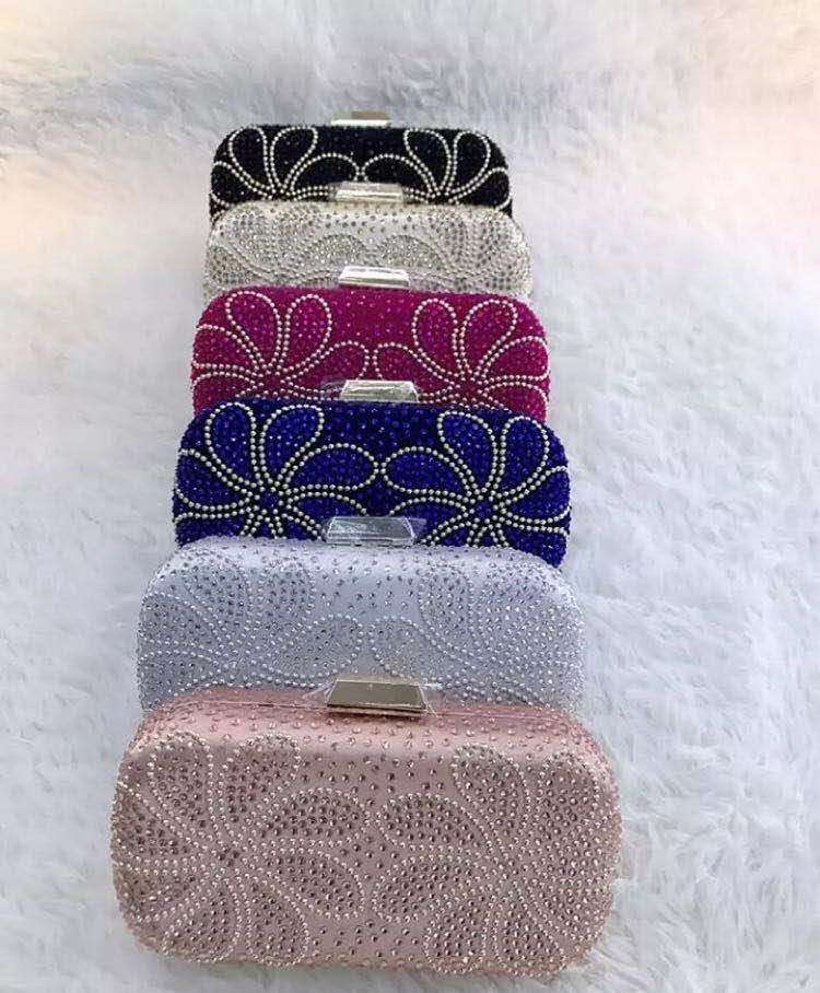 1烫钻晚装晚宴包产品图