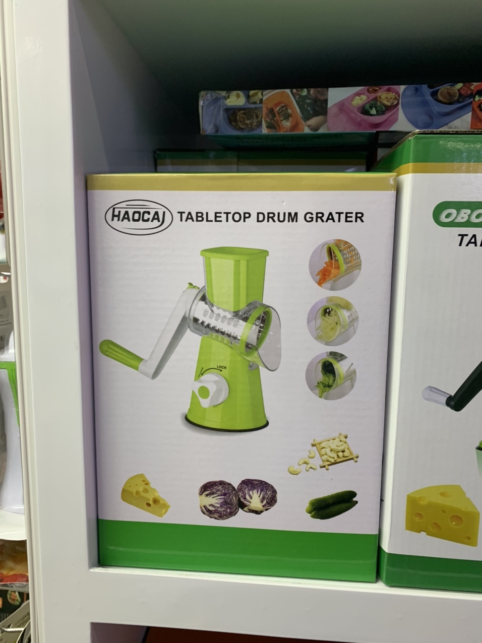 Vegetable juice blender drum cutting