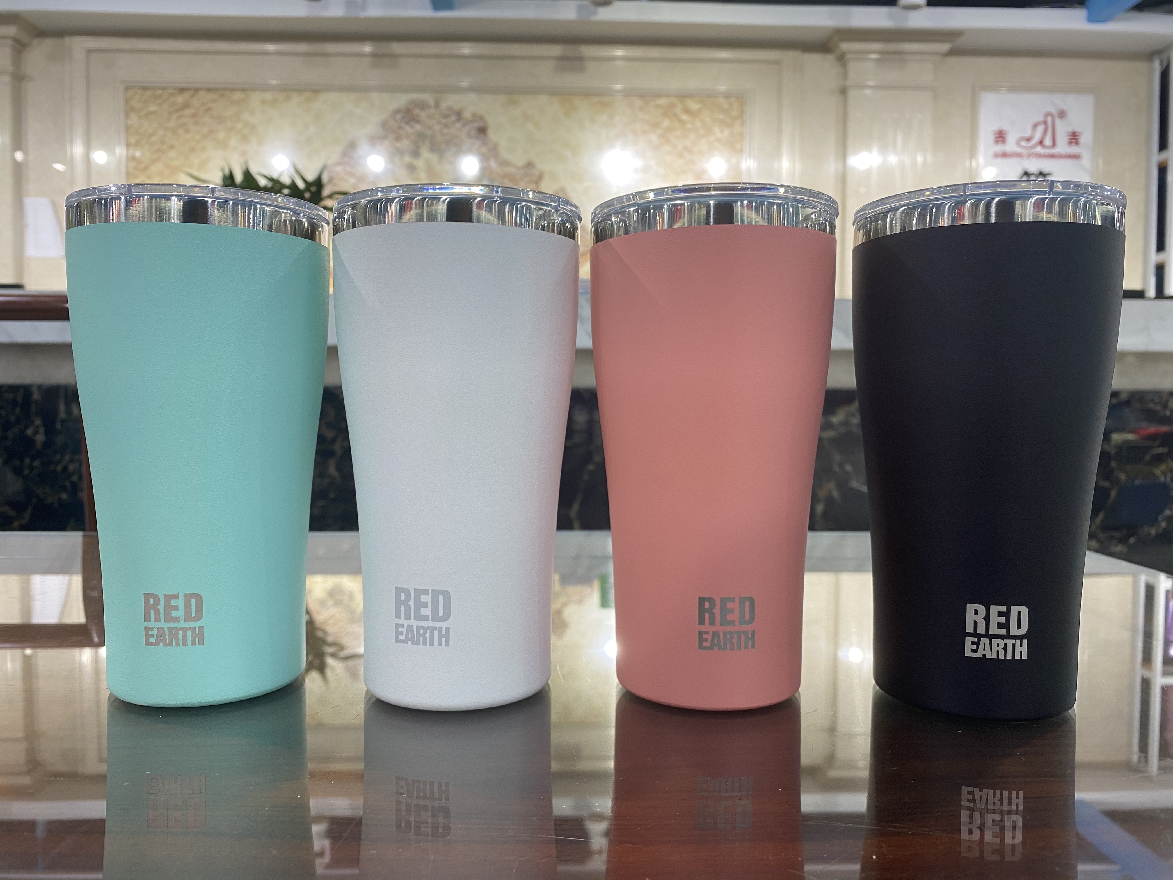 Red Earth 316 Stainless Steel Gift Box
Loop-045Y&Tb-052Y undefined