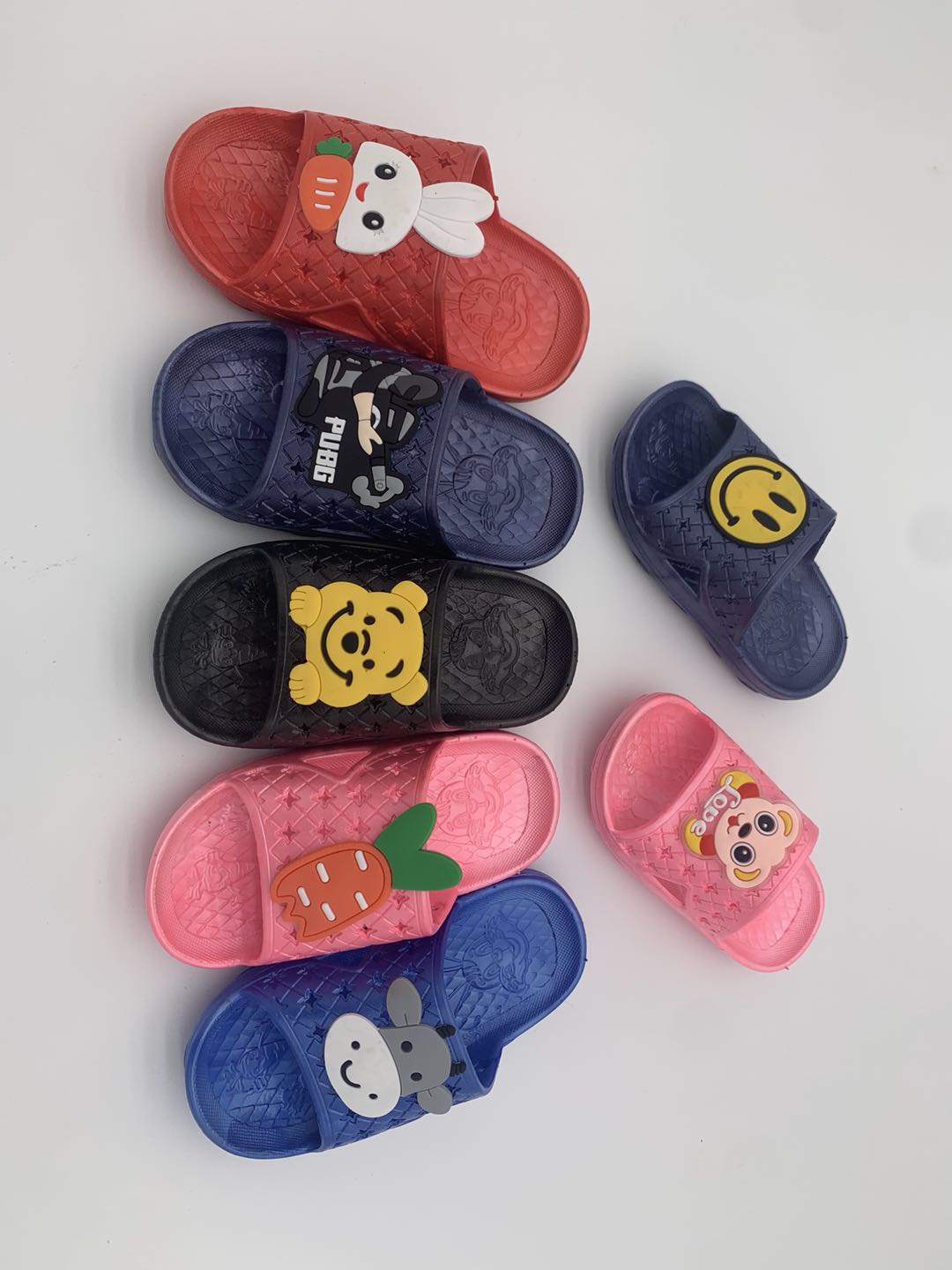 New kids' garden shoes for summer