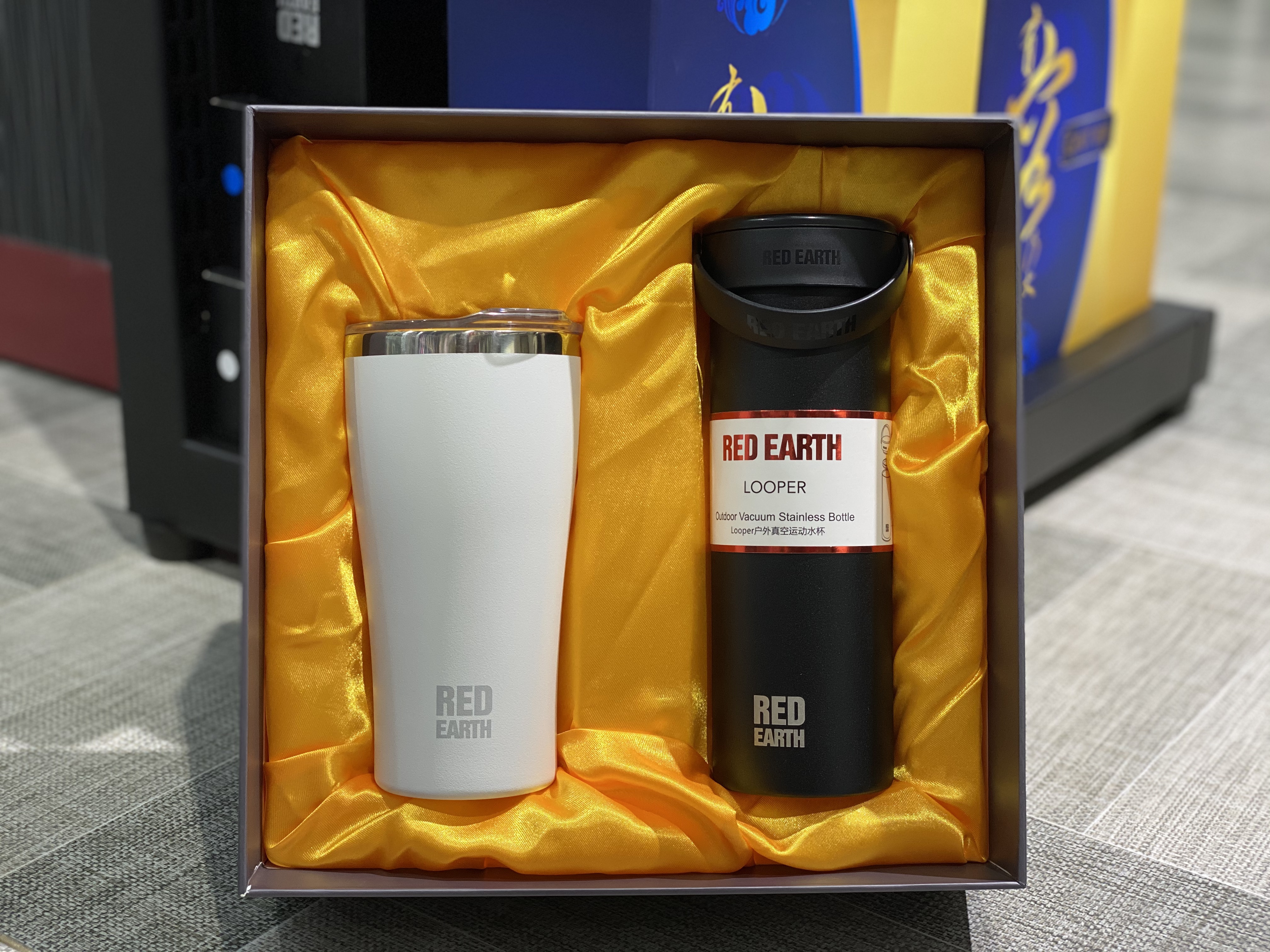 Red Earth 316 Stainless Steel Gift Box
Loop-045Y&Tb-052Y Application Scenario