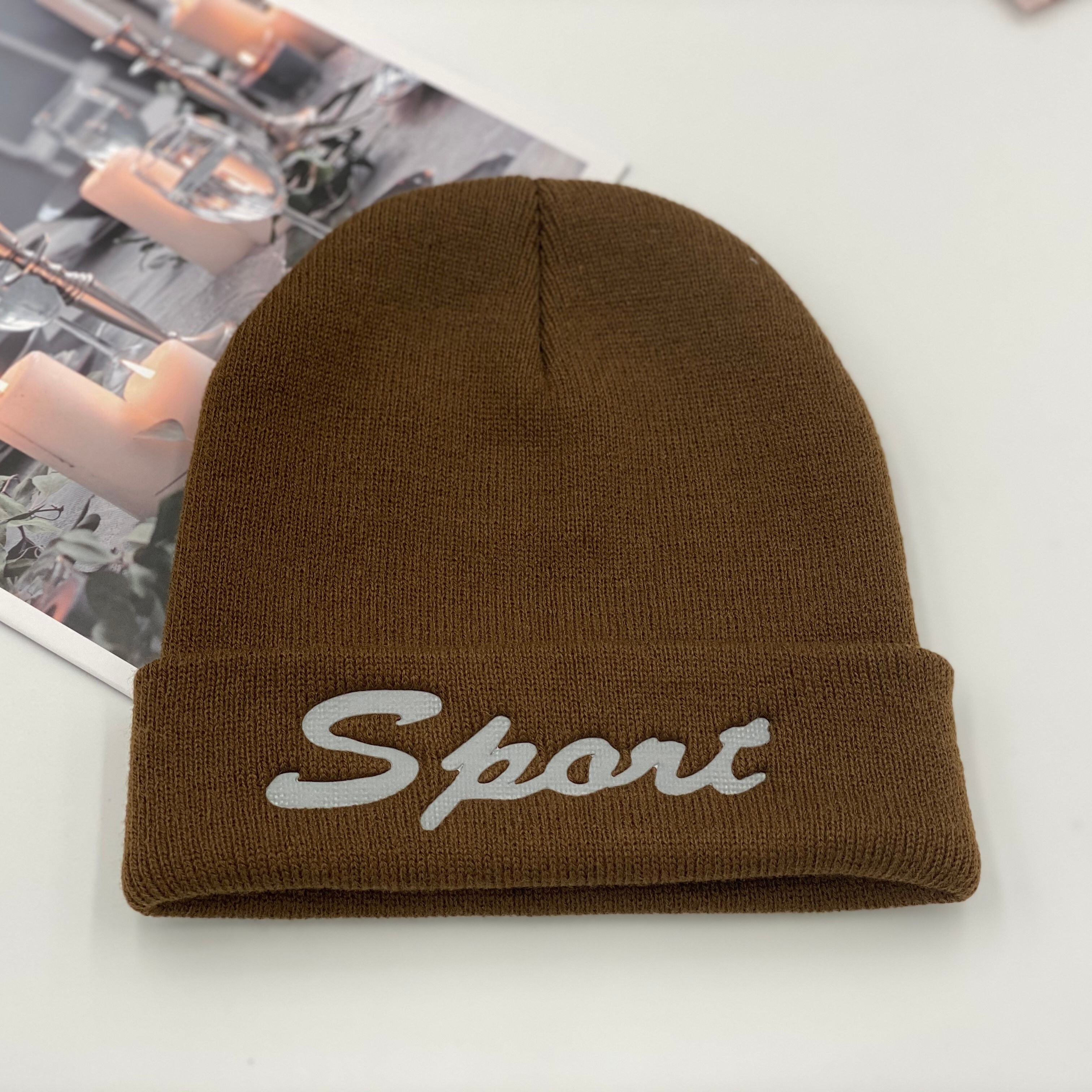 A knitted woolen cap for women, a versatile Korean style for autumn and winter; a casual and warm street couple's pullover cap for men undefined