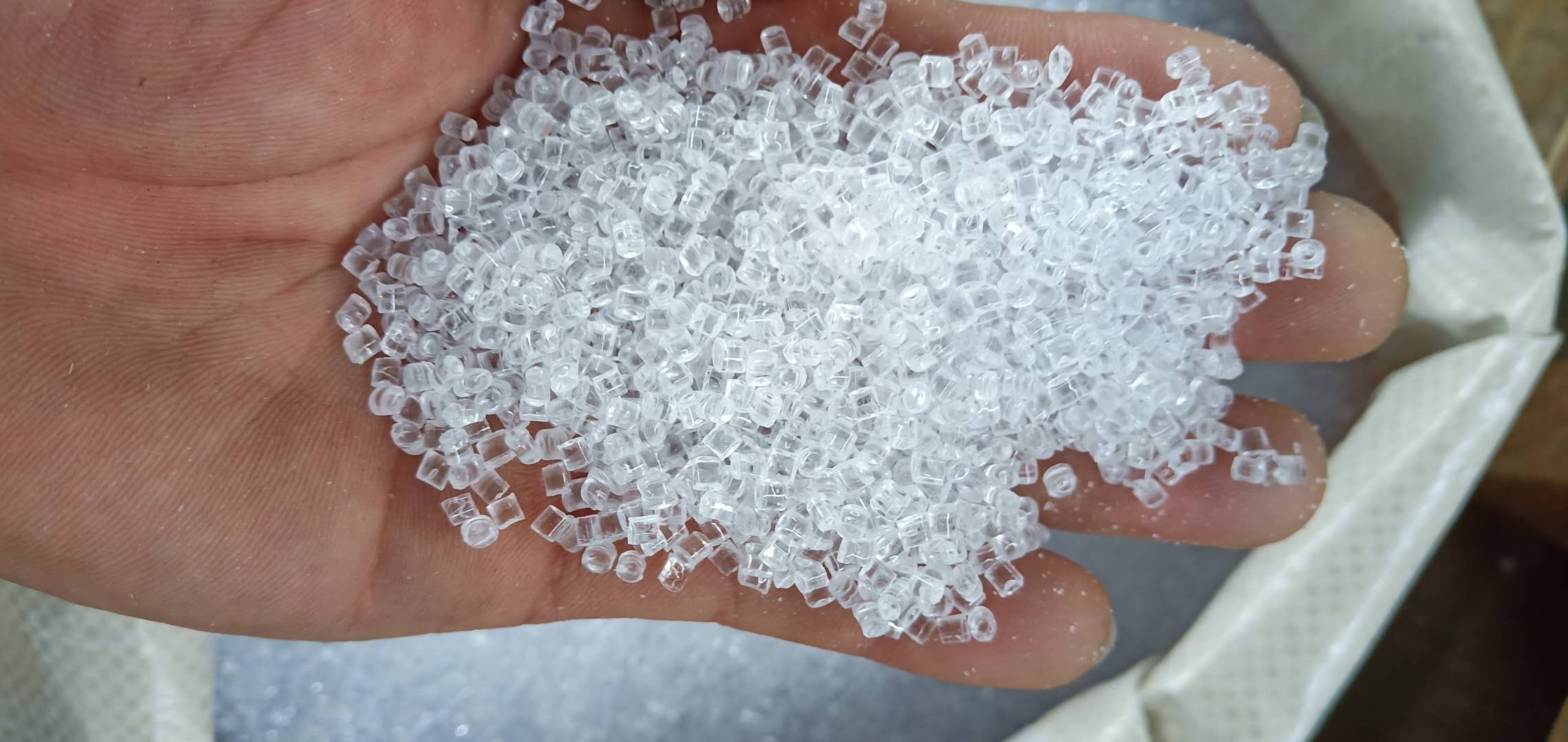 GPPS Green Safety Qingfeng GP-525 general-purpose plastic benzene permeable Specification image