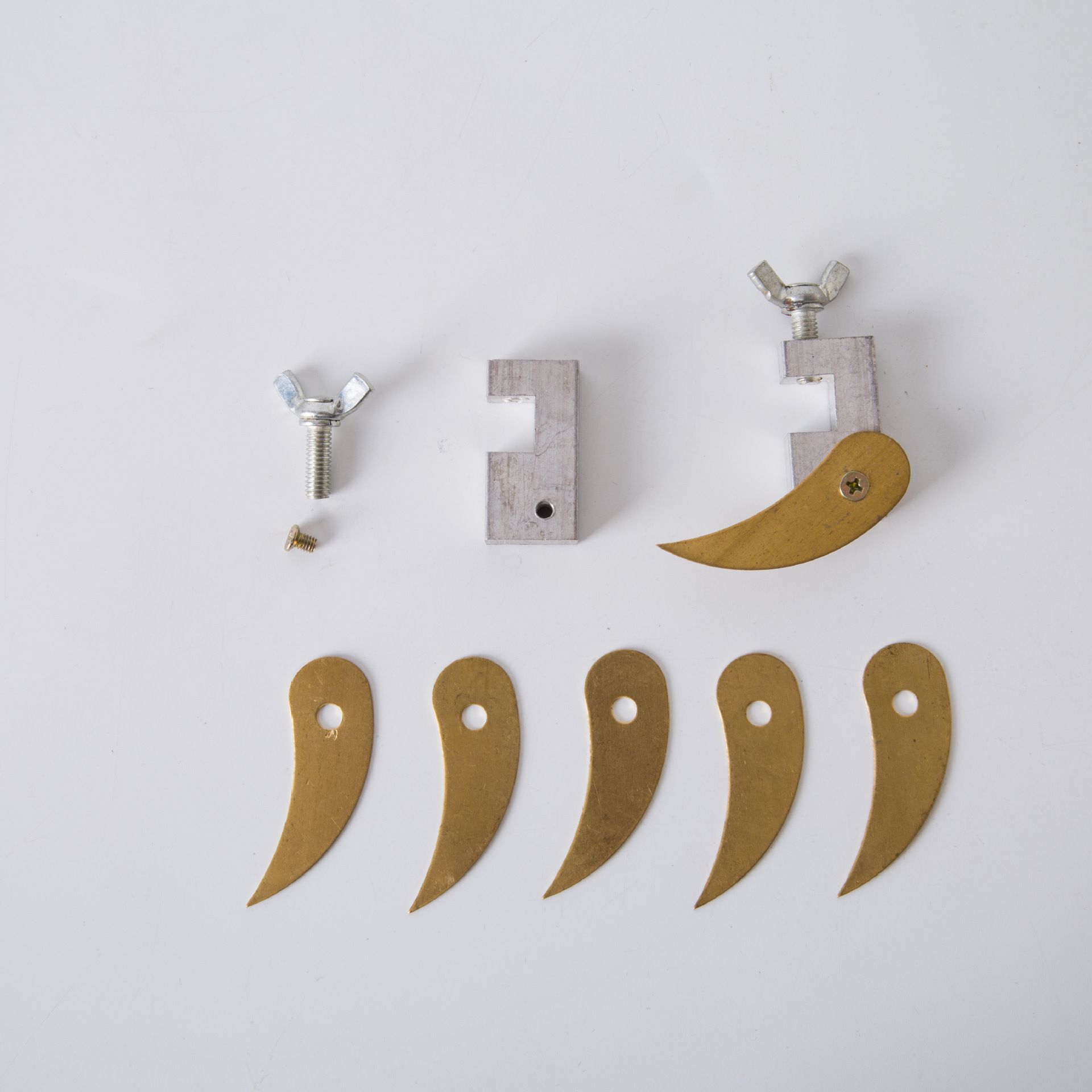 胶水机铝座大牙齿细节图