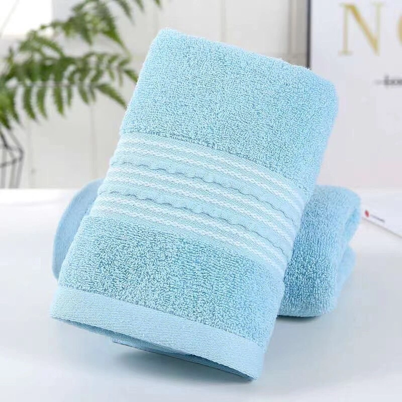 Plain white silk section towel detail image 2