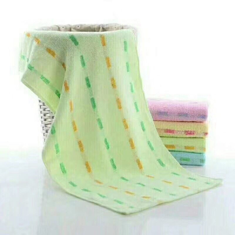 Colorful dot towel detail image 4