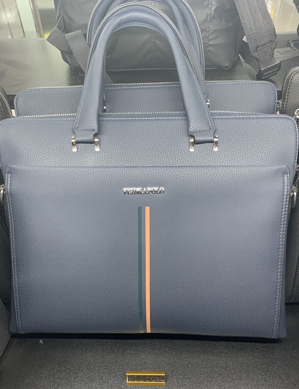 Leisure men's bags thumbnail