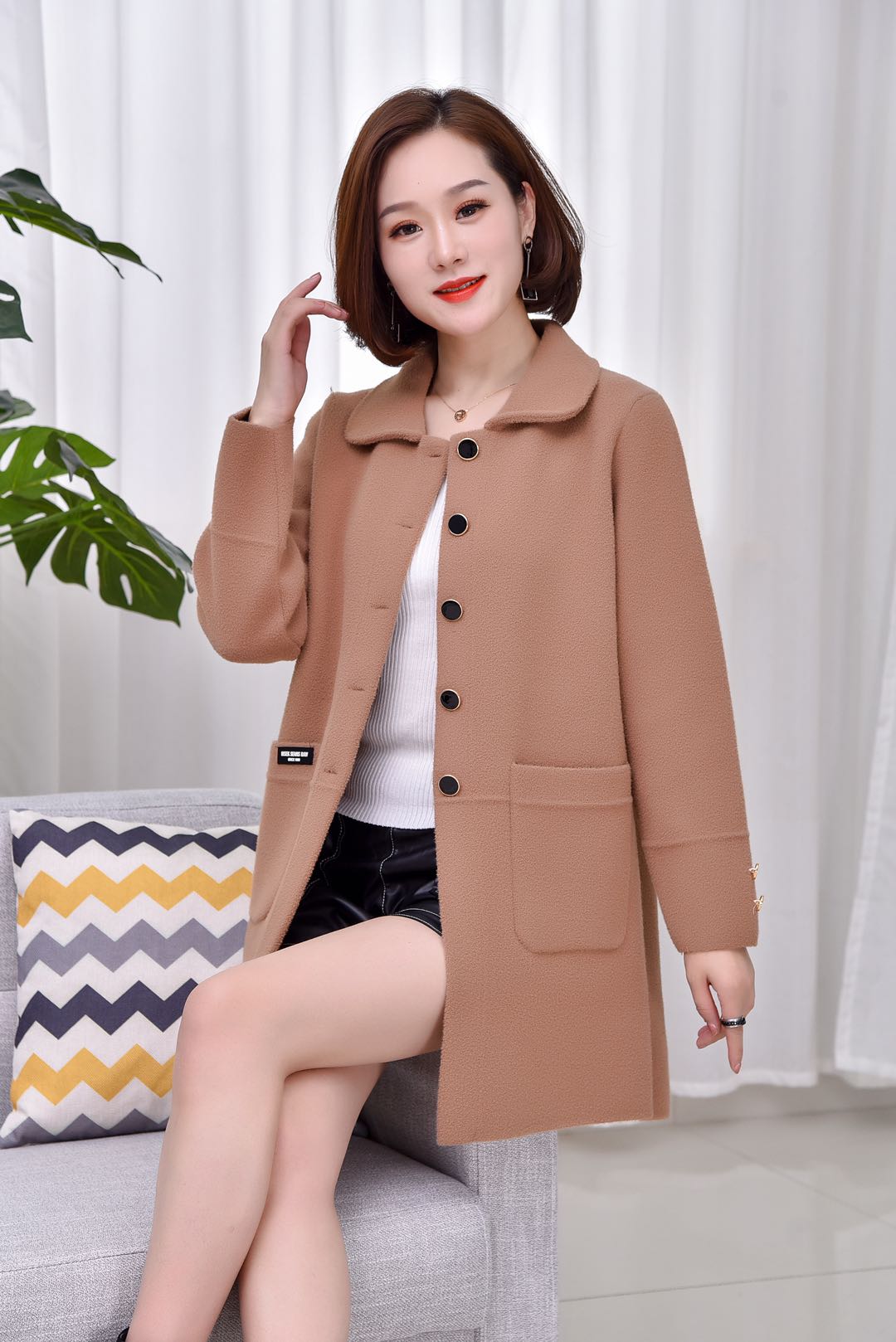 双面羊毛呢大衣产品图