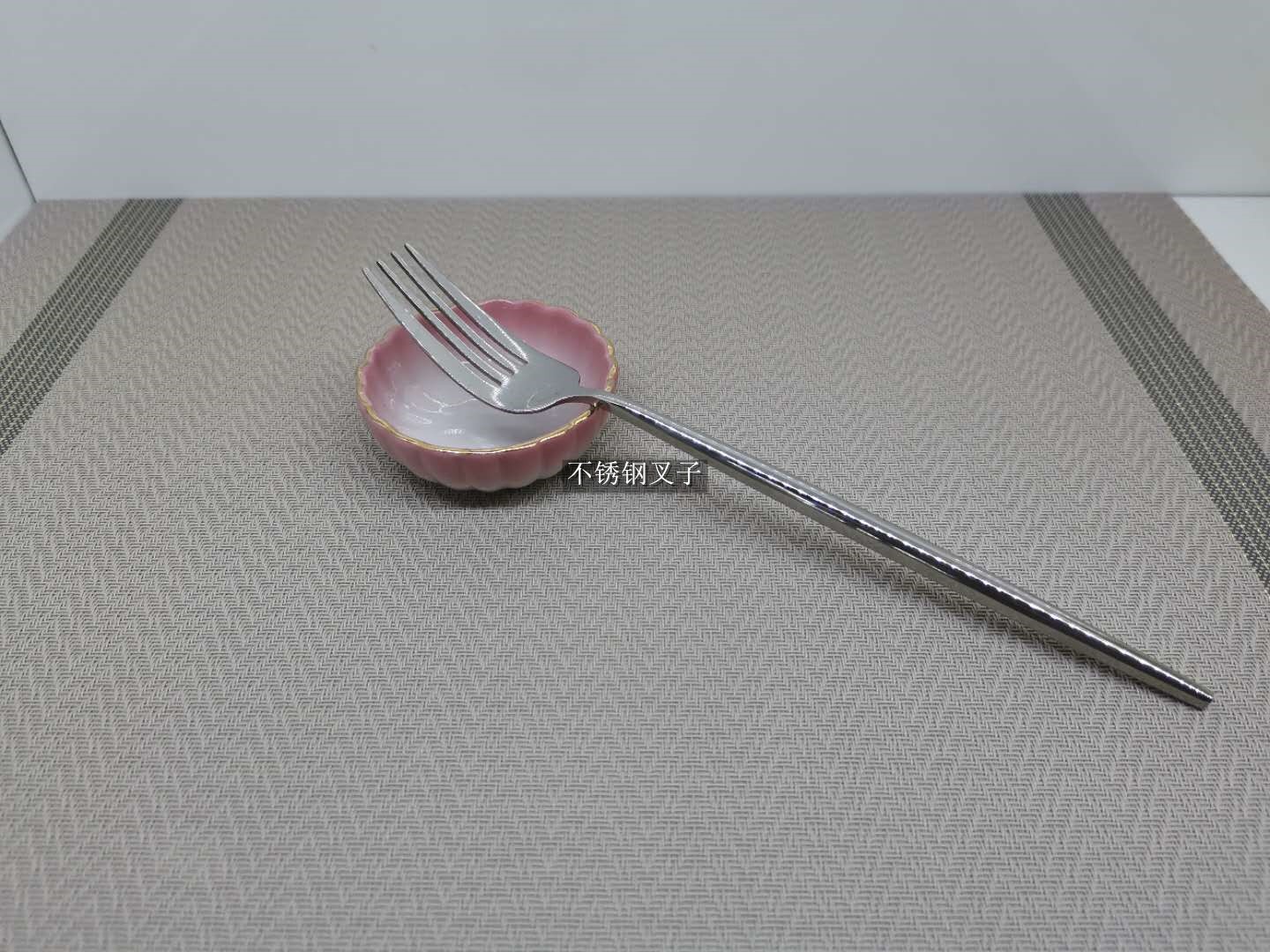 银色不锈钢拉丝叉勺 咖啡店下午茶甜品叉子 圆手柄西餐勺子详情图7