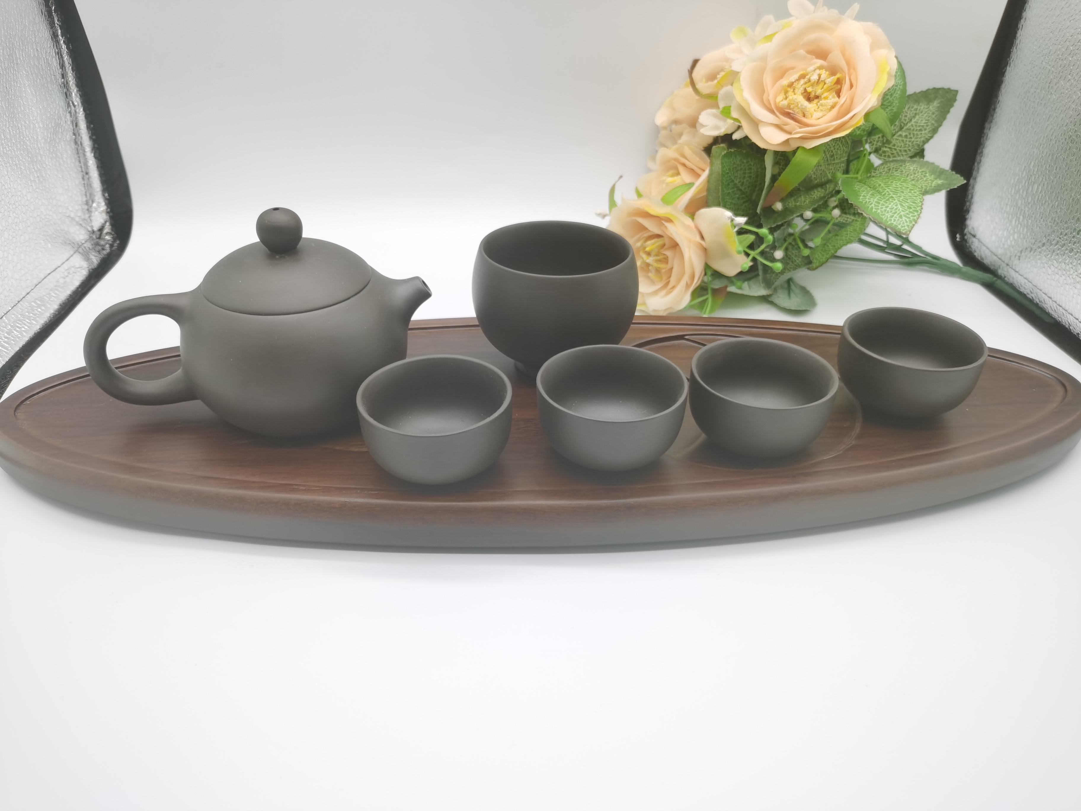 Zisha travel Kung Fu tea set, portable outdoor travel car tea pot, Quick Guest cup, one pot, four cups 032 Item Picture