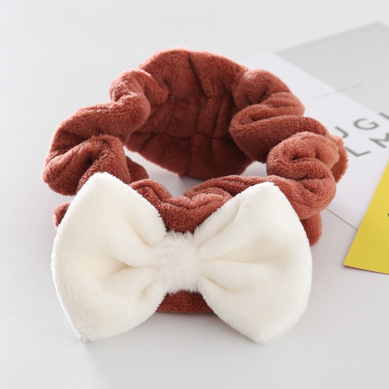 Original net celebrity large face wash headband Big bow girl headband coral velvet autumn/winter headband non-slip hair accessories details Picture