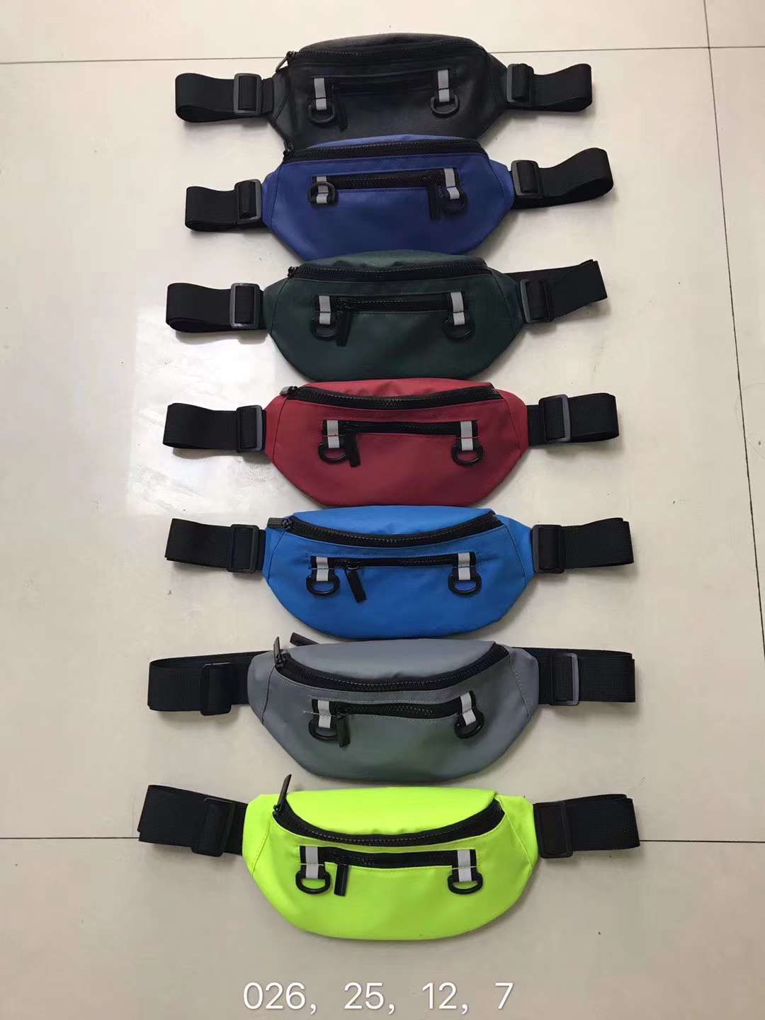 潮牌腰包详情图5