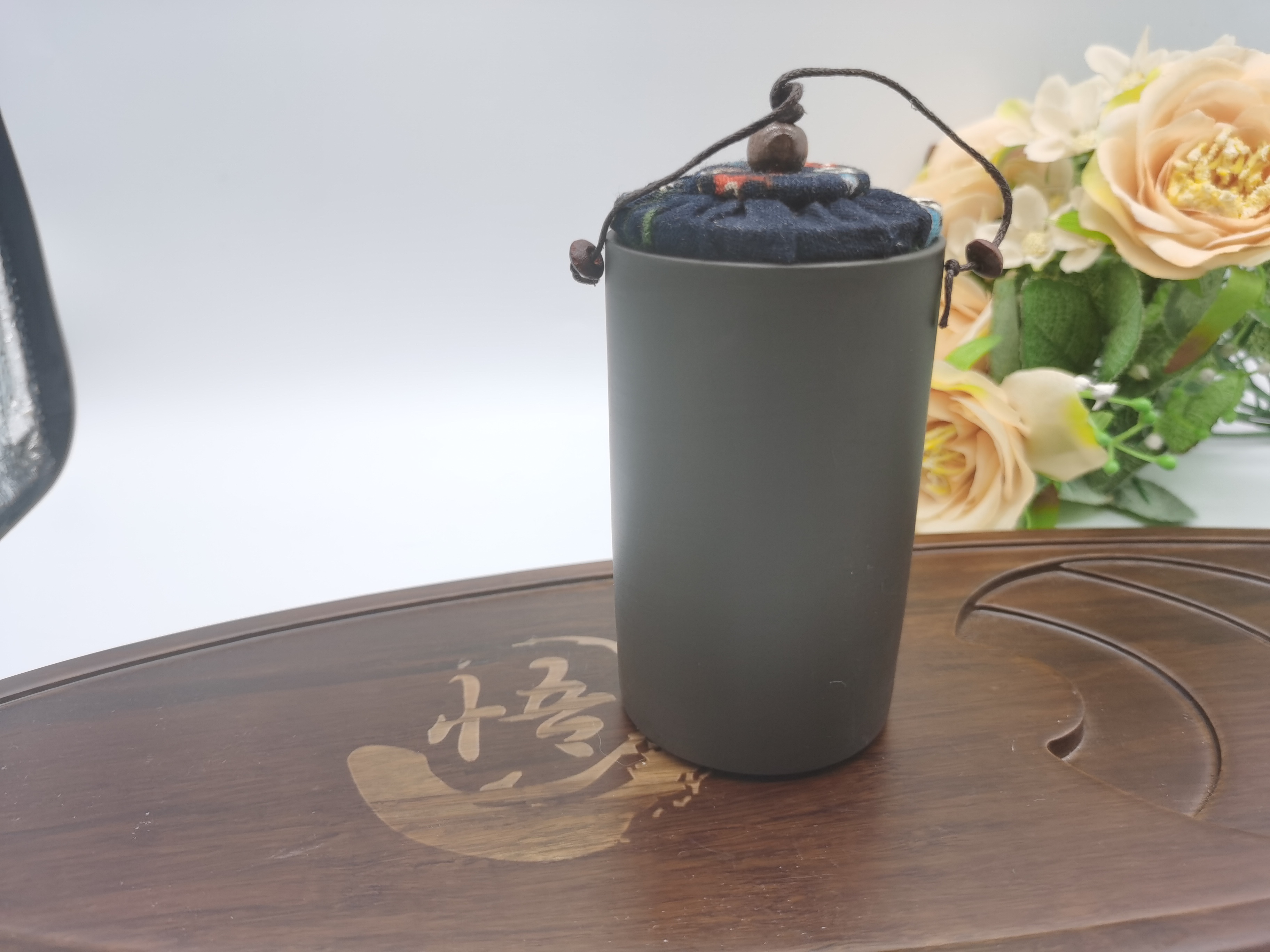 Zisha travel Kung Fu tea set, portable outdoor travel car tea pot, Quick Guest cup, one pot, four cups 032 undefined